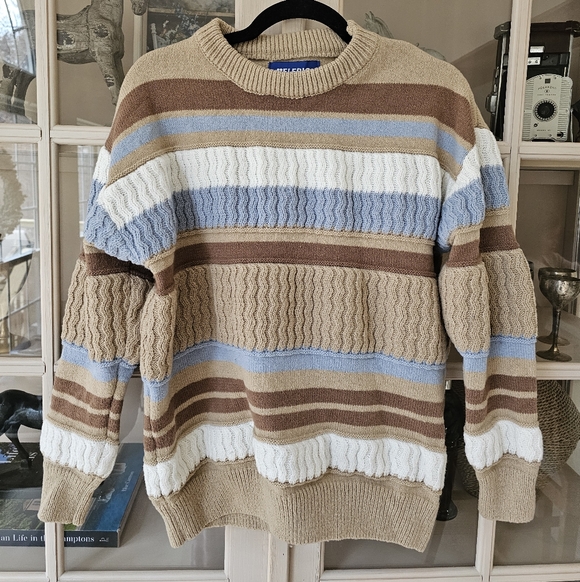 Aelfric Eden Striped Color Blocking Knit Oversized Granpa Sweater - Picture 4 of 9